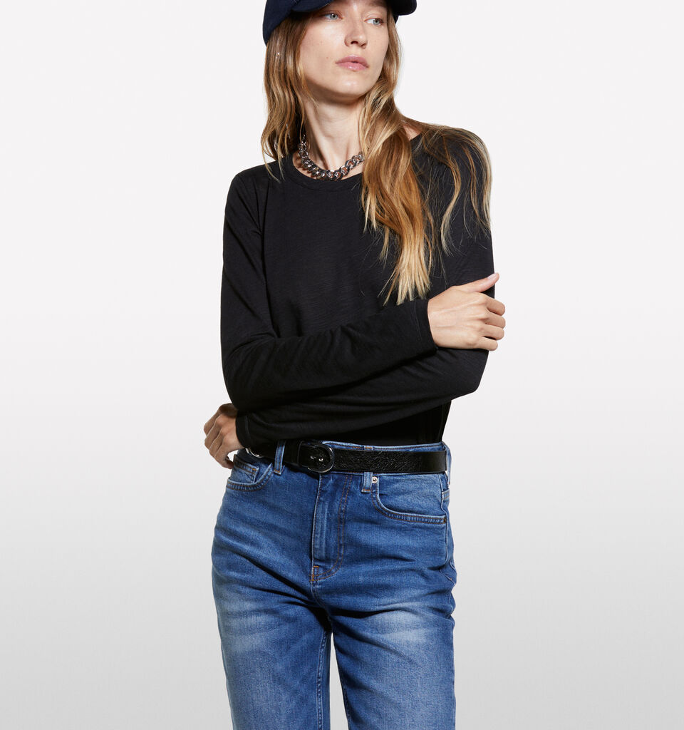 T-shirt preta com mangas compridas - t-shirt de manga comprida para mulher - Preto | Sisley image number 3